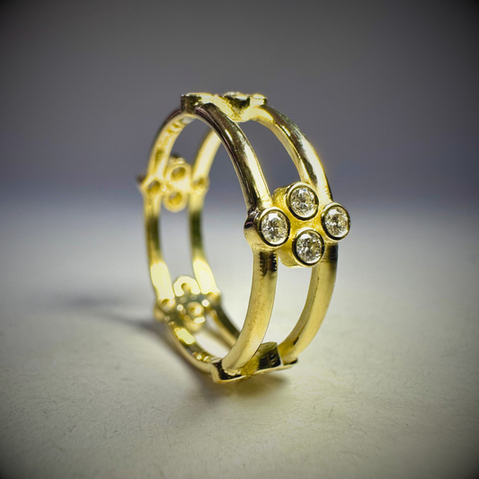 5 Station Clover Bloom Ring - 18KT Gold and Diamonds