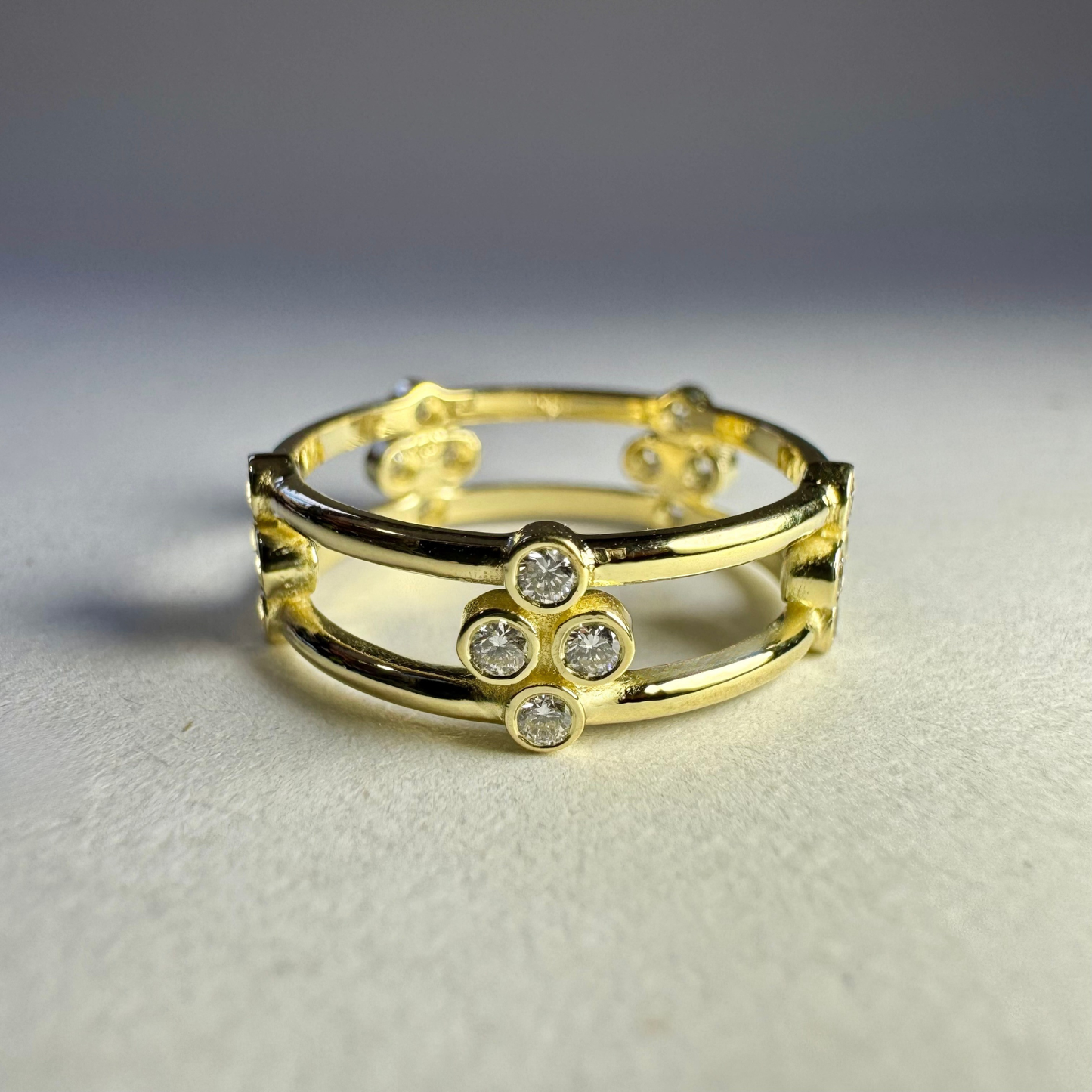 5 Station Clover Bloom Ring - 18KT Gold and Diamonds